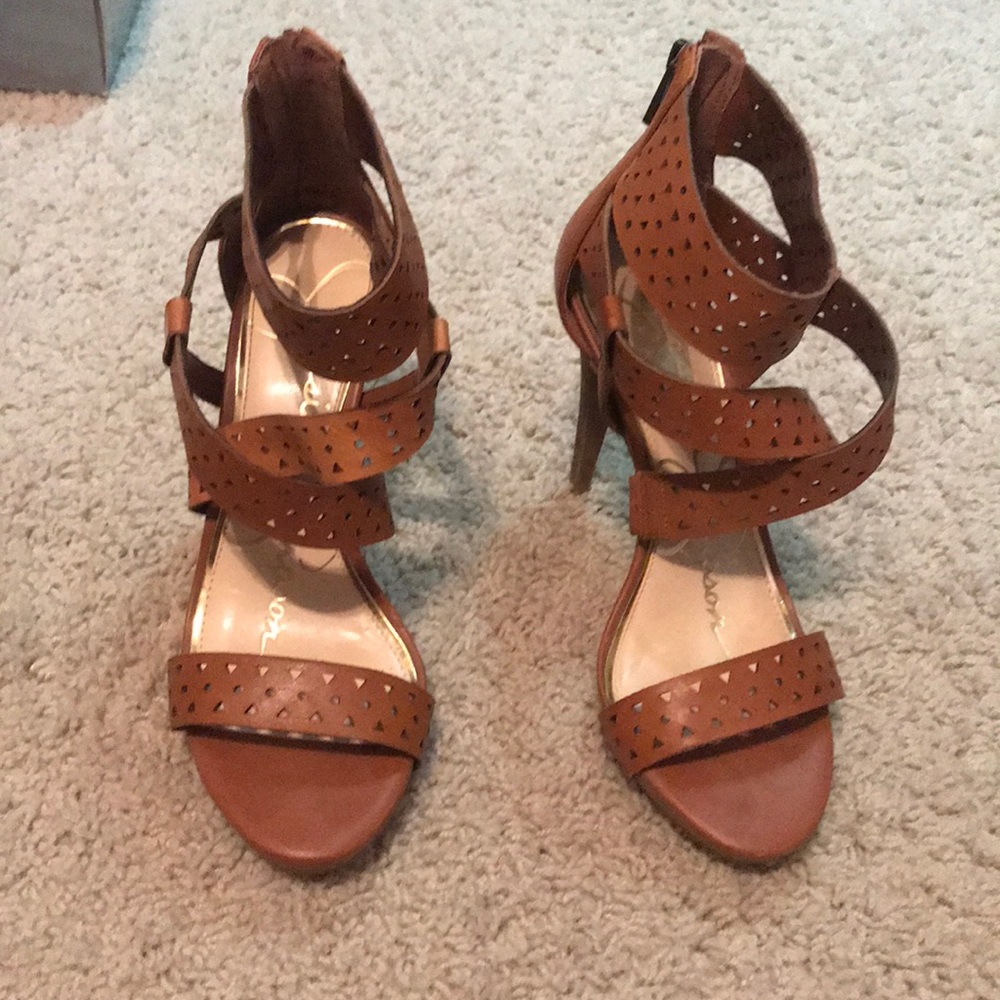 Tan heels